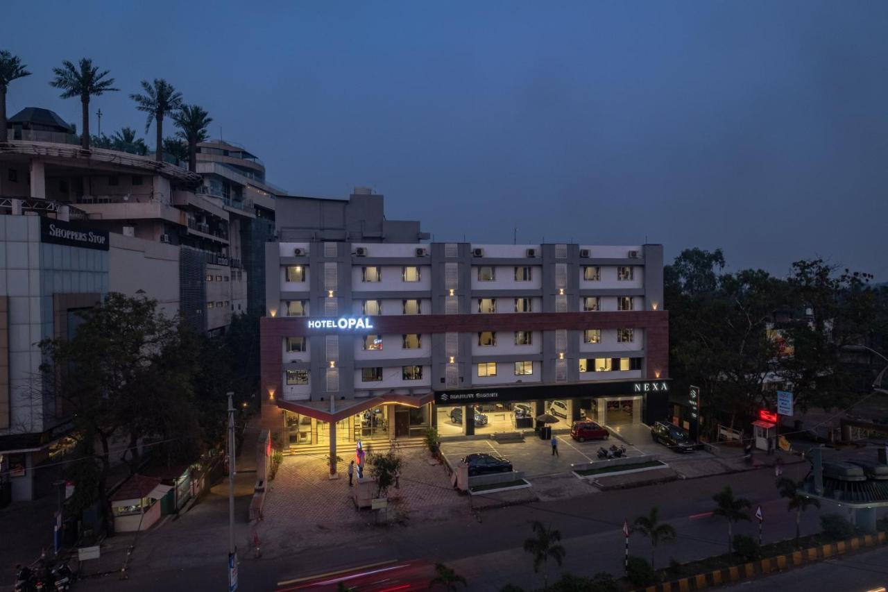 Hotel Opal Kolhapur Exteriör bild