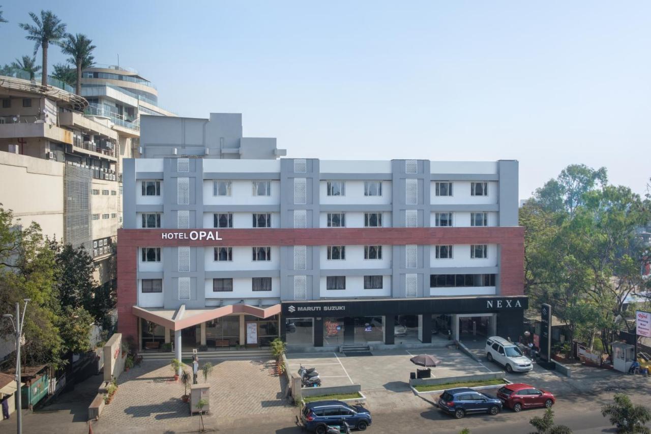 Hotel Opal Kolhapur Exteriör bild
