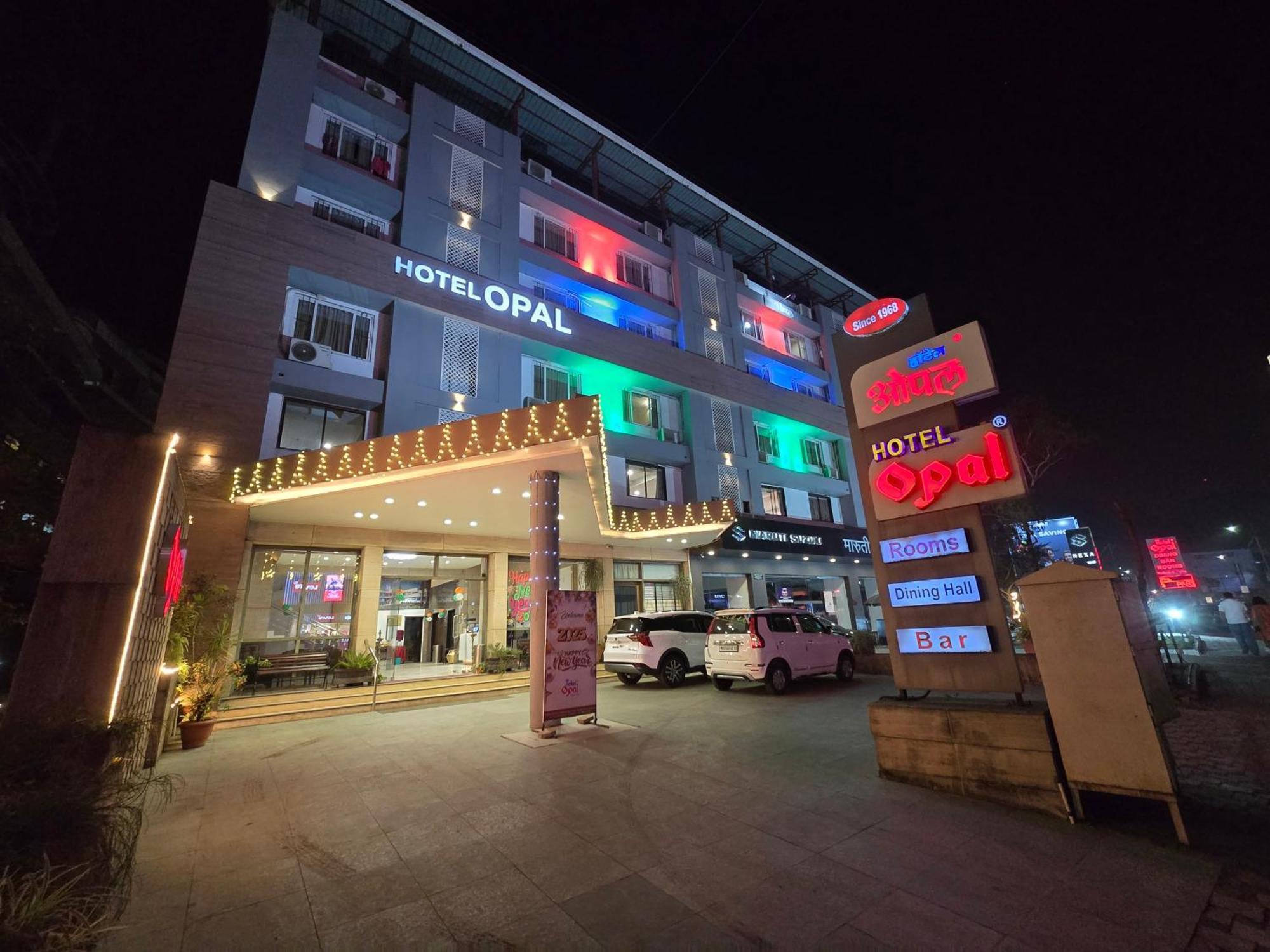 Hotel Opal Kolhapur Exteriör bild